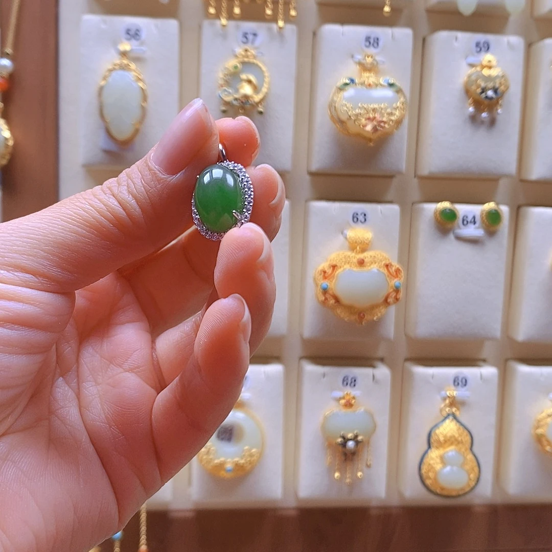 和田玉银S925镶嵌颈饰