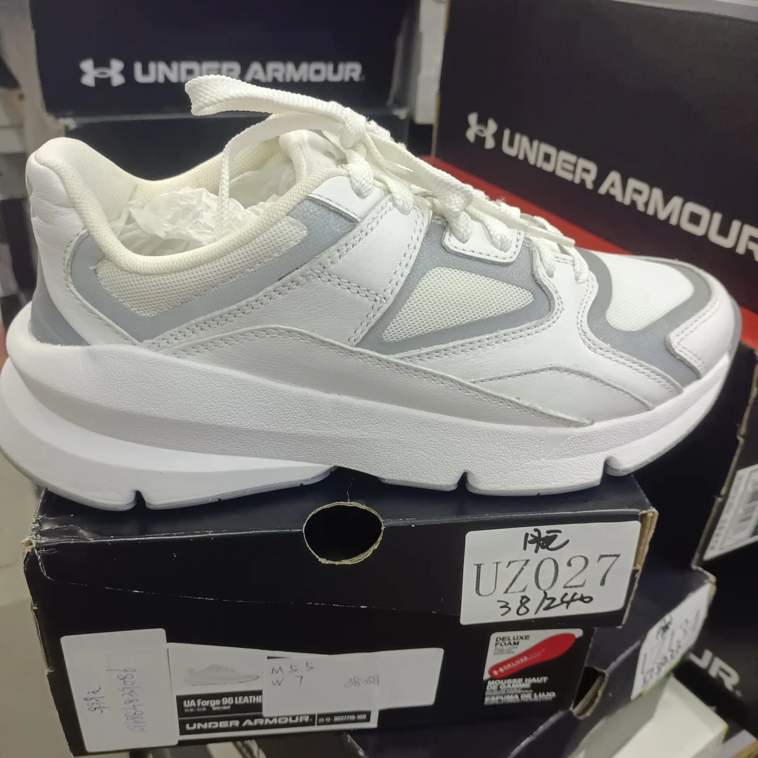 断码运动鞋-安德玛-UZ027