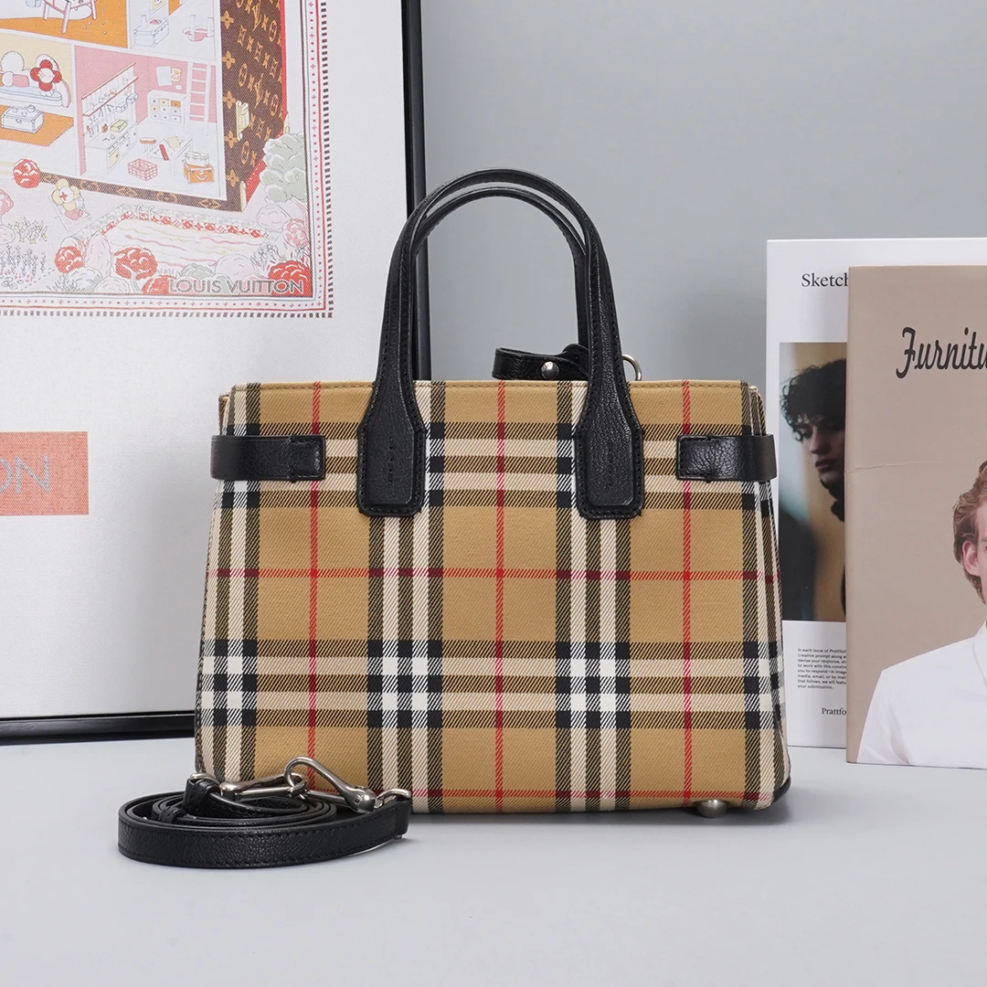 95新 BURBERRY/博柏利 班纳手提斜挎包【静文】BGC201320040