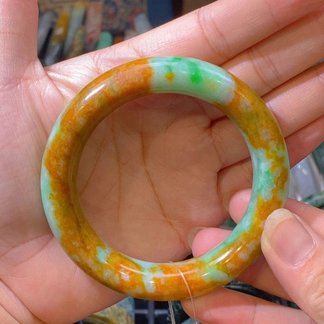未镶嵌手镯翡翠好