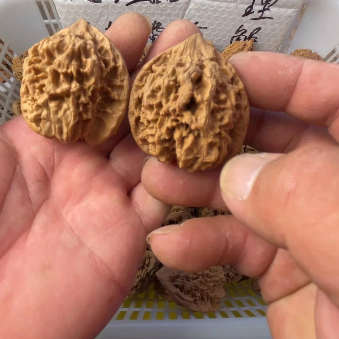猴头核桃把件闪电购5