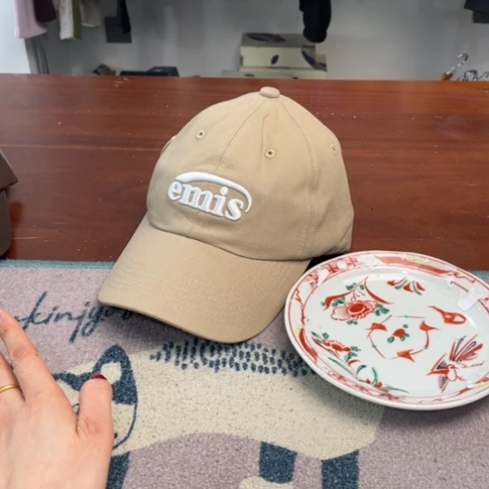 瓷片68。。。。。。。。。。。。。。。。