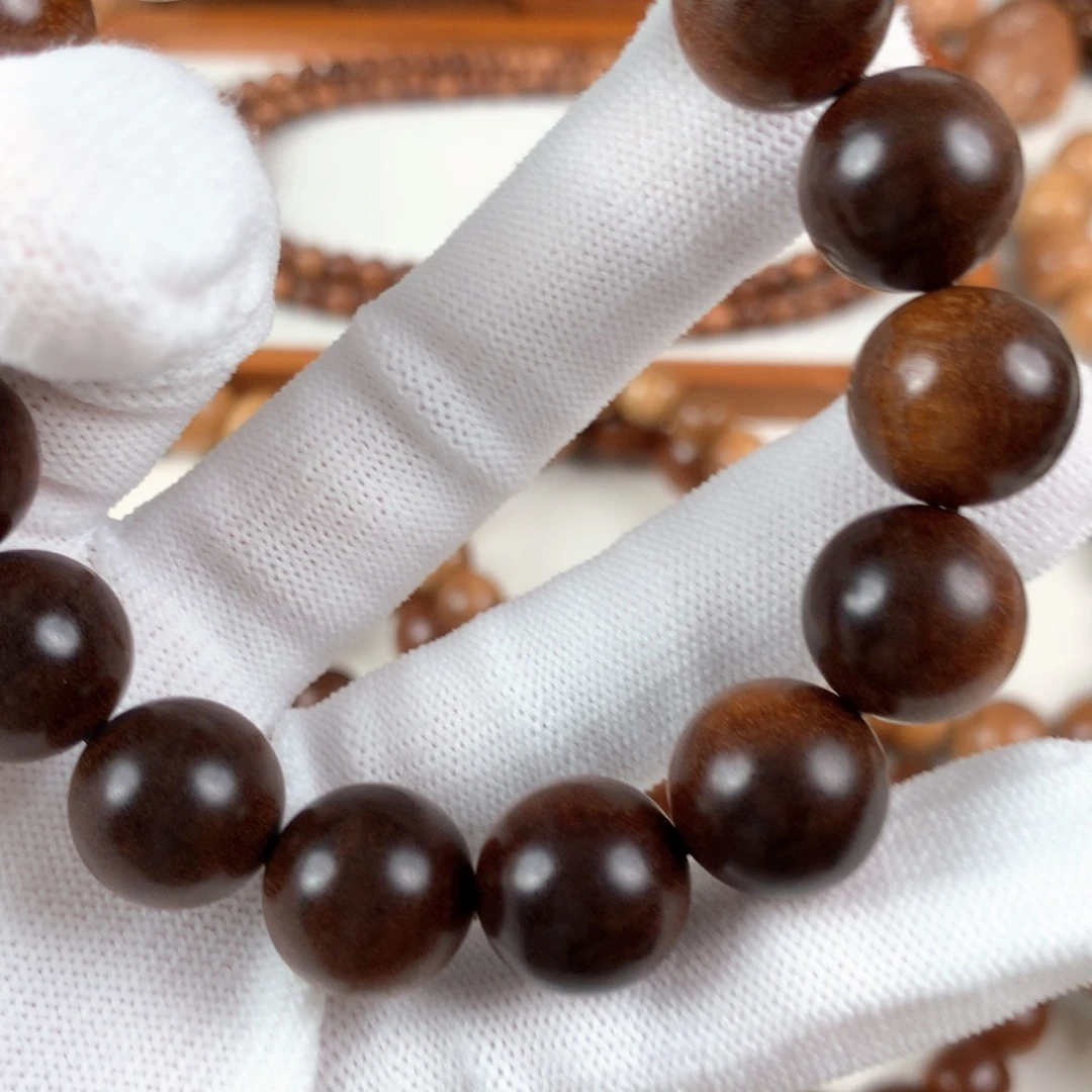 三****木质类檀香木老山檀香檀香王15.奶香