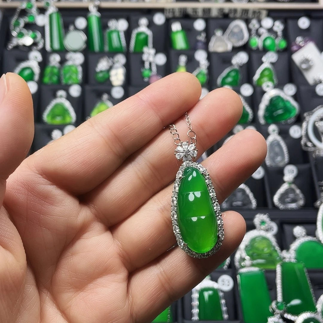 合金颈饰玛瑙/玉髓