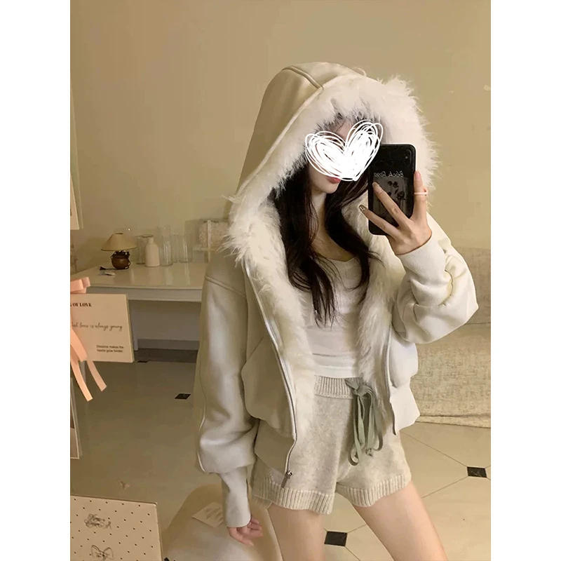 Moses Queen/魔西女王白色毛领加绒短款开衫连帽加厚宽松卫衣外套