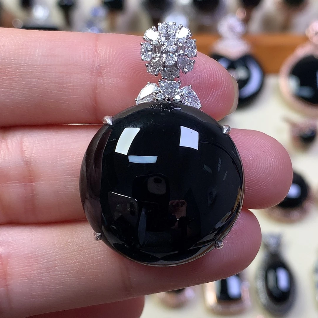 吊坠(不含链)18K金镶嵌翡翠