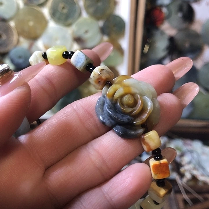 岫玉岫玉手链未镶嵌