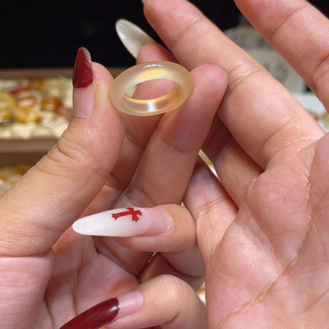 玛瑙/玉髓未镶嵌戒指331号港11 默认瑕疵