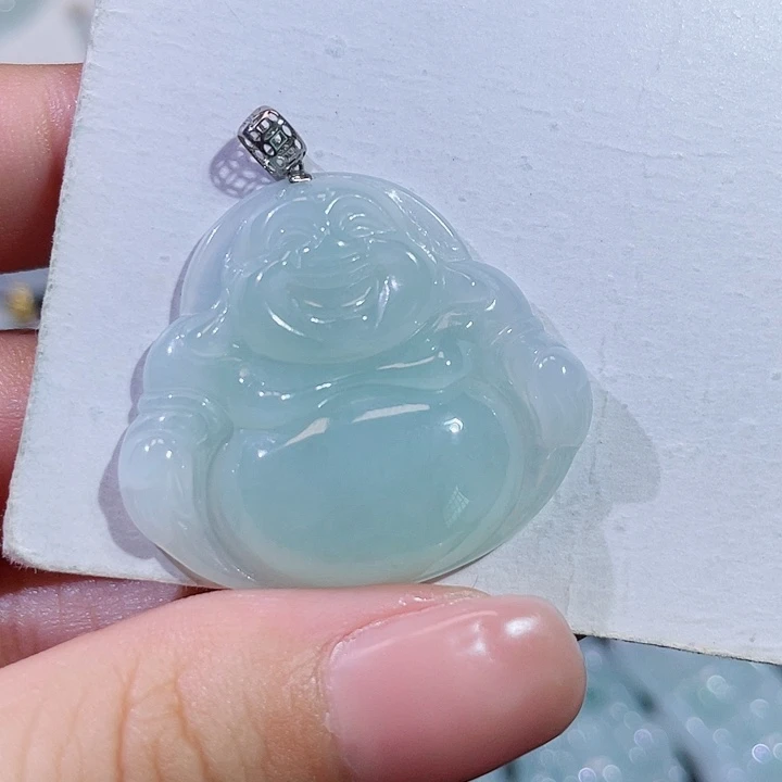 翡翠18K金镶嵌颈饰佛公