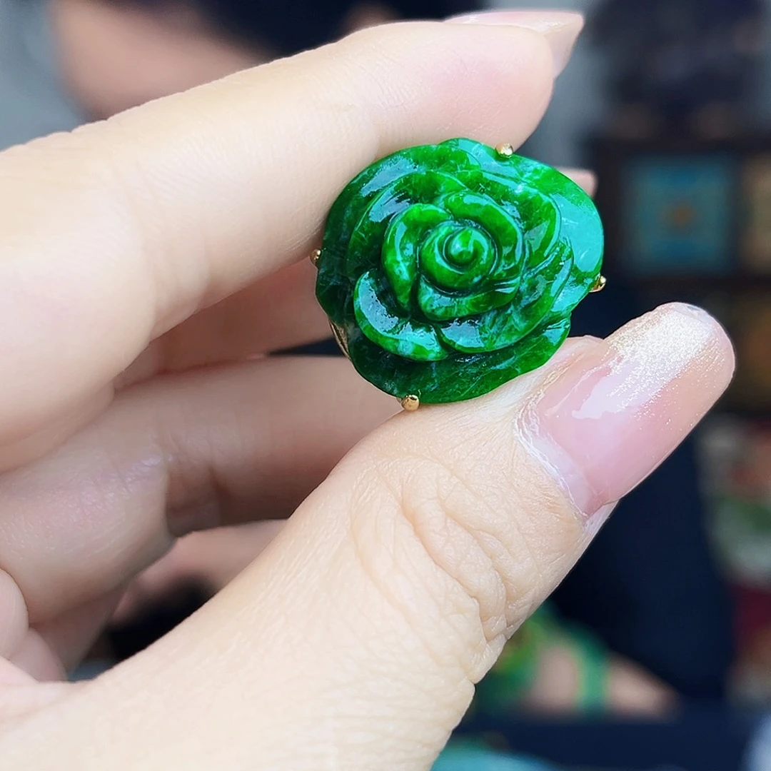 翡翠银S925镶嵌颈饰多样性