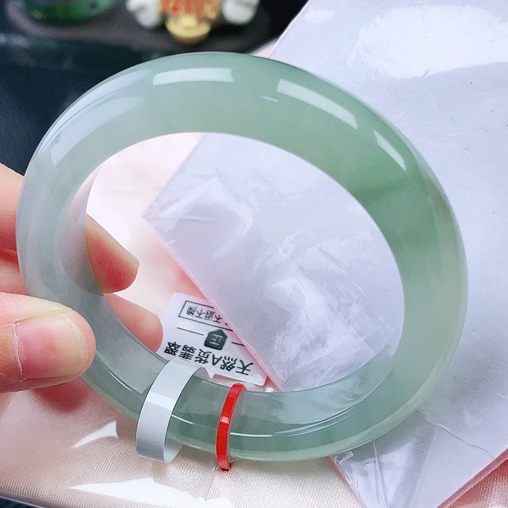 翡翠未镶嵌手镯53圈