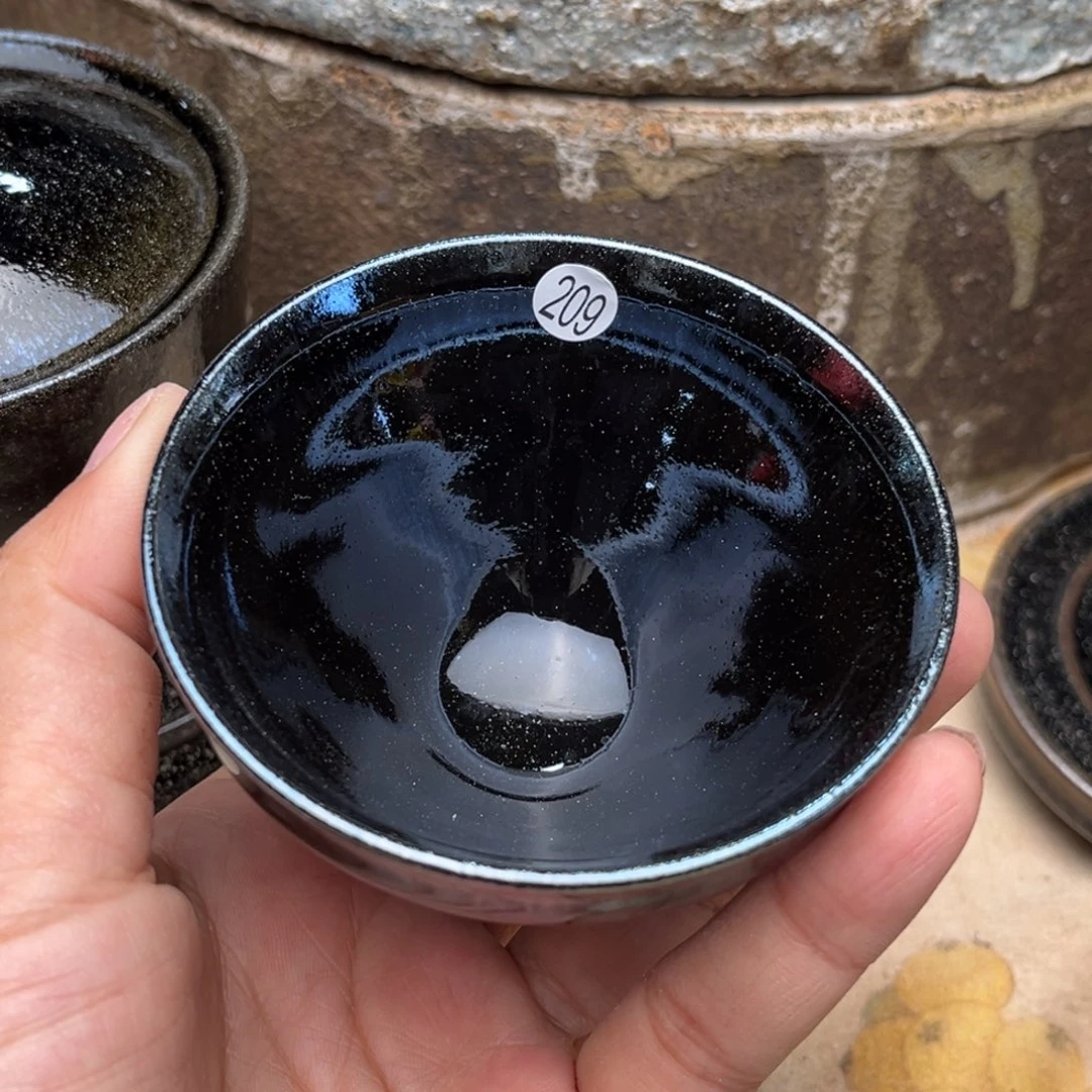 茶盏义兴龙窑坚持真柴