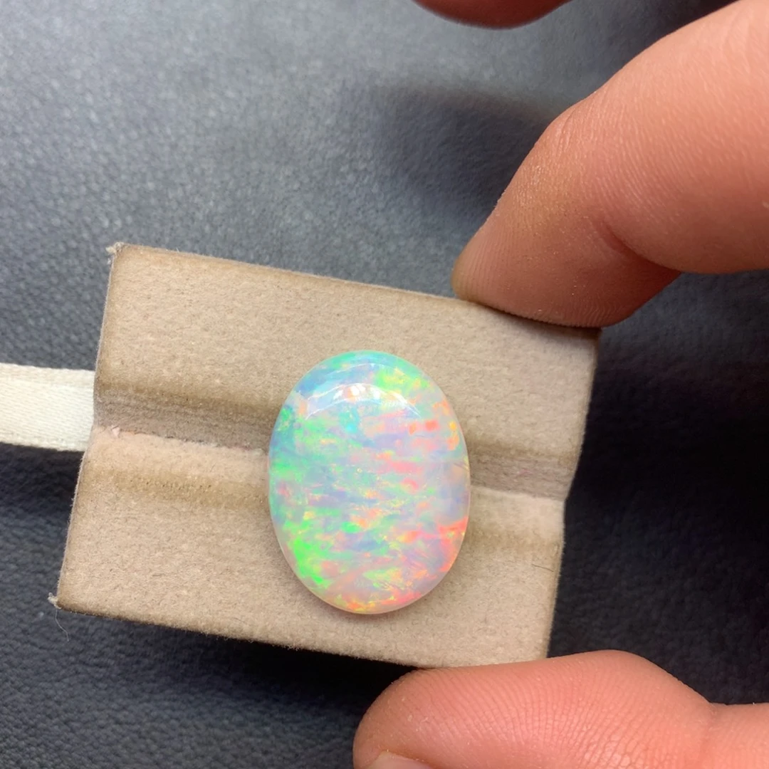 欧泊裸石未镶嵌11.78ct天然欧泊