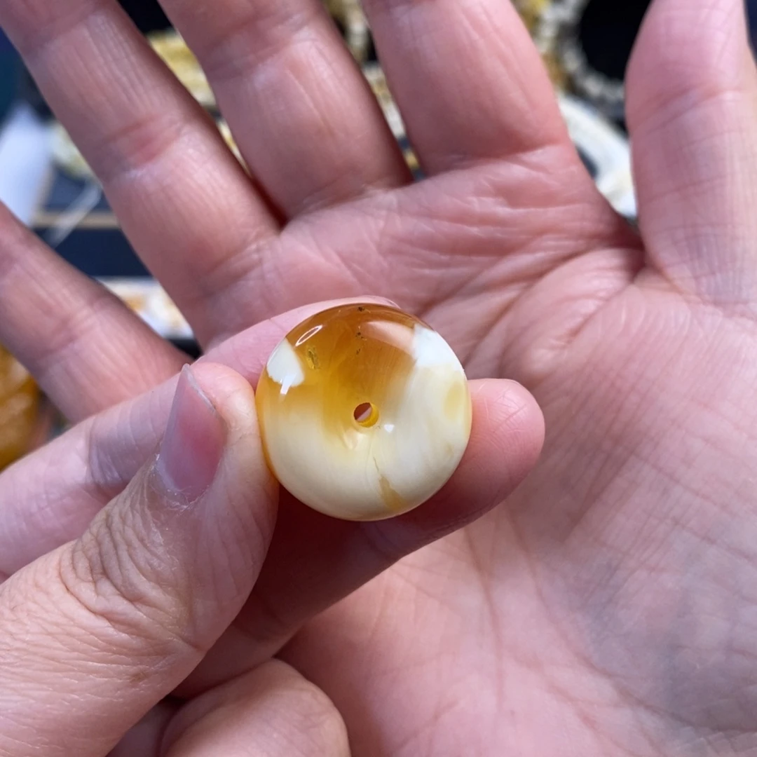 蜜蜡未镶嵌裸石金瓷白溶洞平安扣22.2x13.4mm微微瑕特价