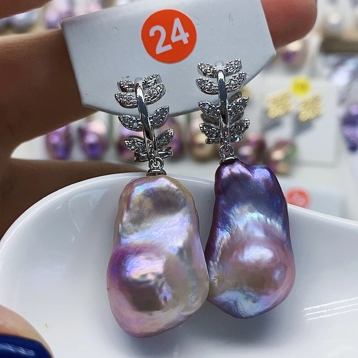 银S925镶嵌耳饰淡水珍珠