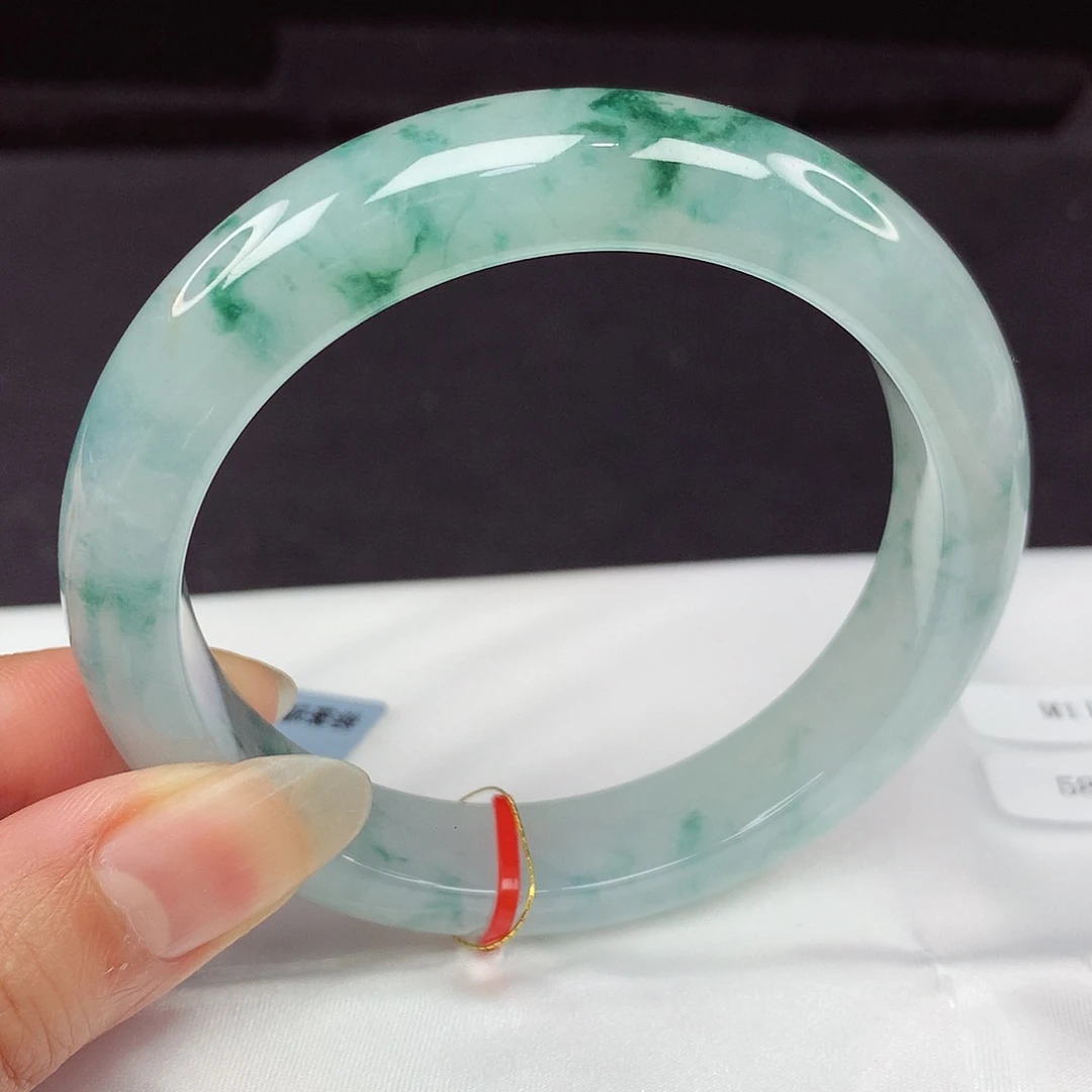 翡翠手镯未镶嵌58圈669