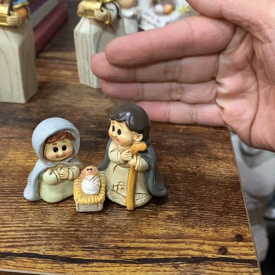 树脂制品?****树脂工艺品摆件