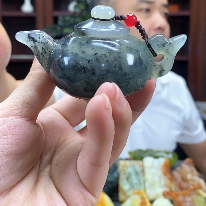 蛇纹石玉未镶嵌吊坠(赠链)