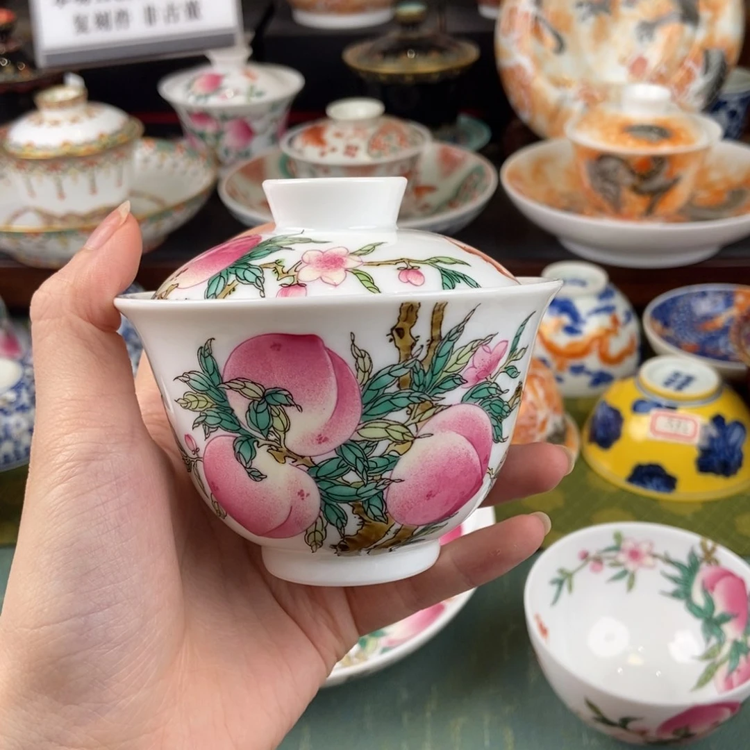 陶瓷的的设计师设计风格的