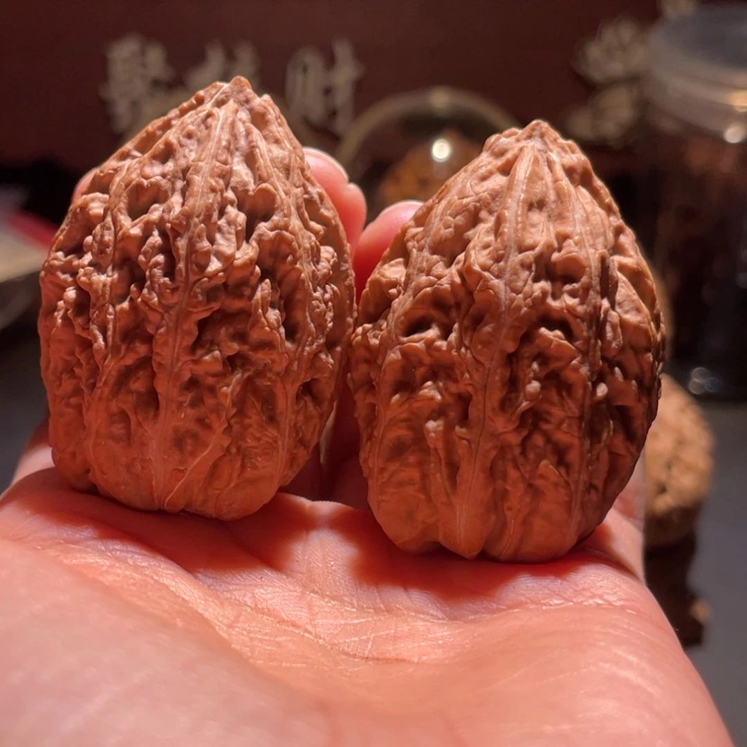文玩核桃吊坠s***n老树蚂蚁塔30