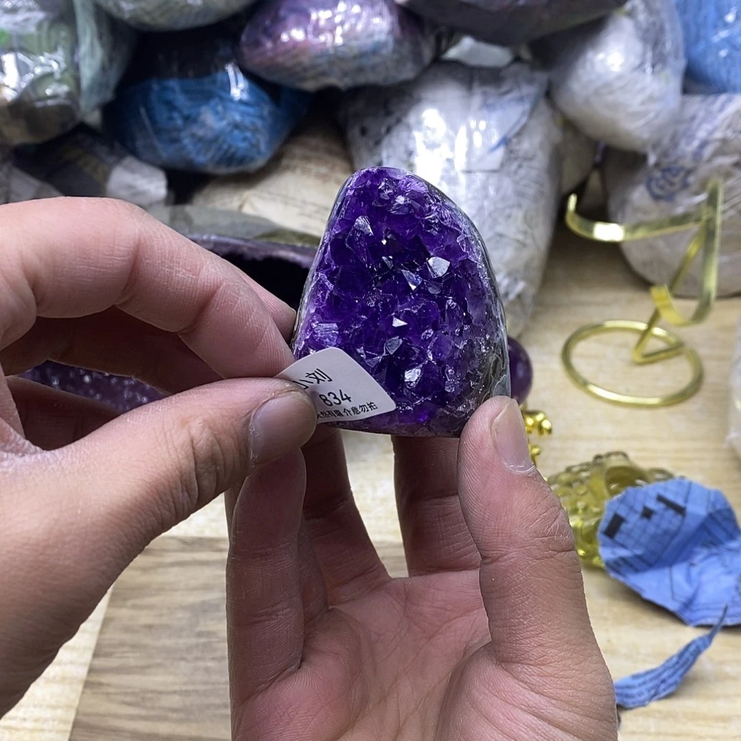 水晶未镶嵌大型摆件（非配饰）