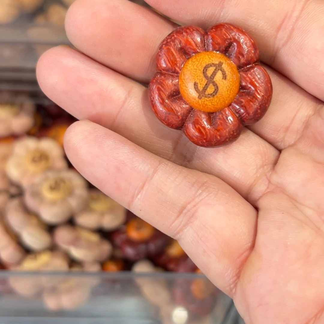 琉璃/树脂/塑料类