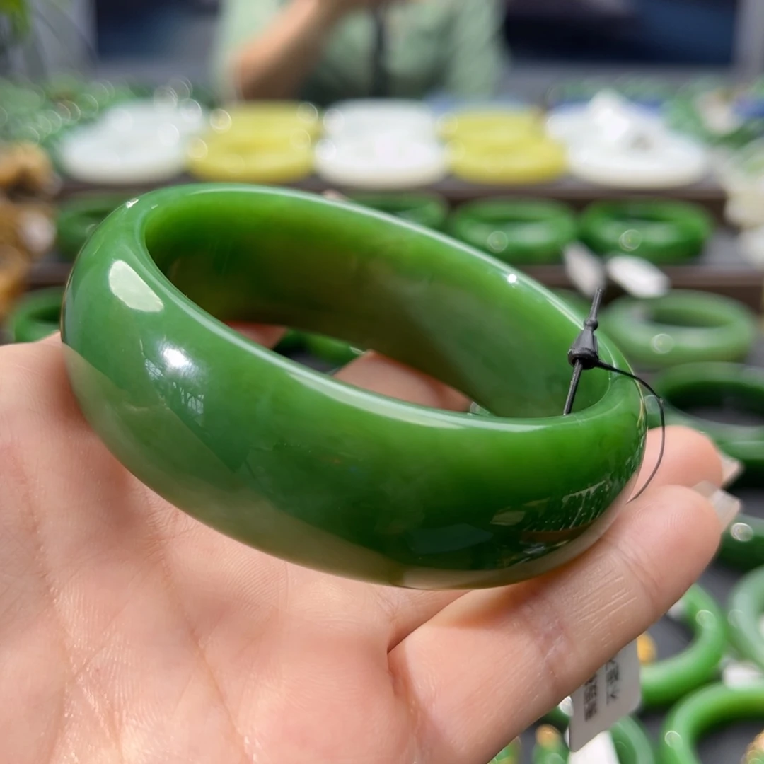 和田玉（碧玉）手镯未镶嵌