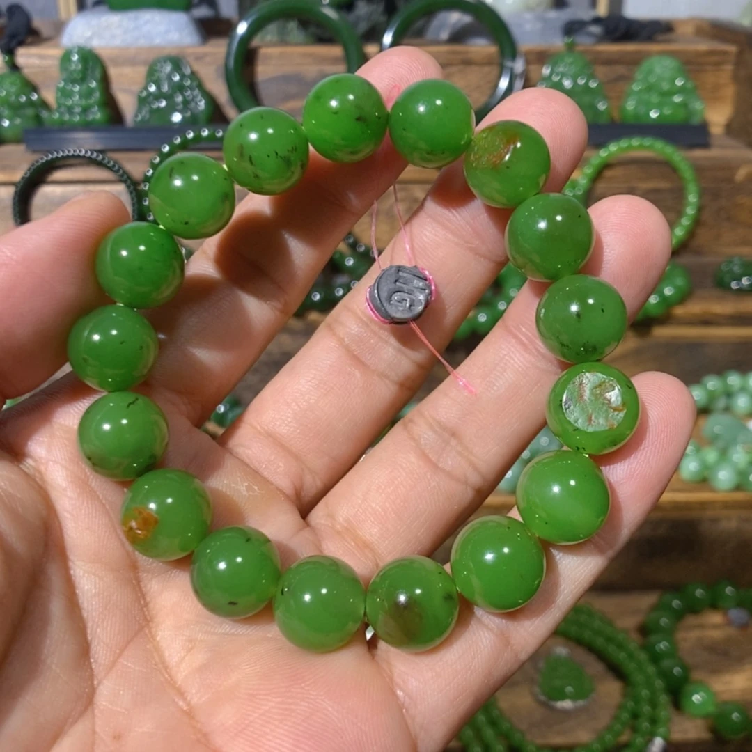 【闪购商品】吊坠(不含链)未镶嵌和田玉乌兰乌德苹果绿手串12