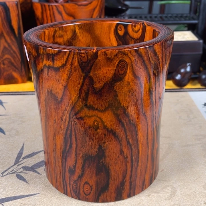 用***6木微凹黄檀大笔筒