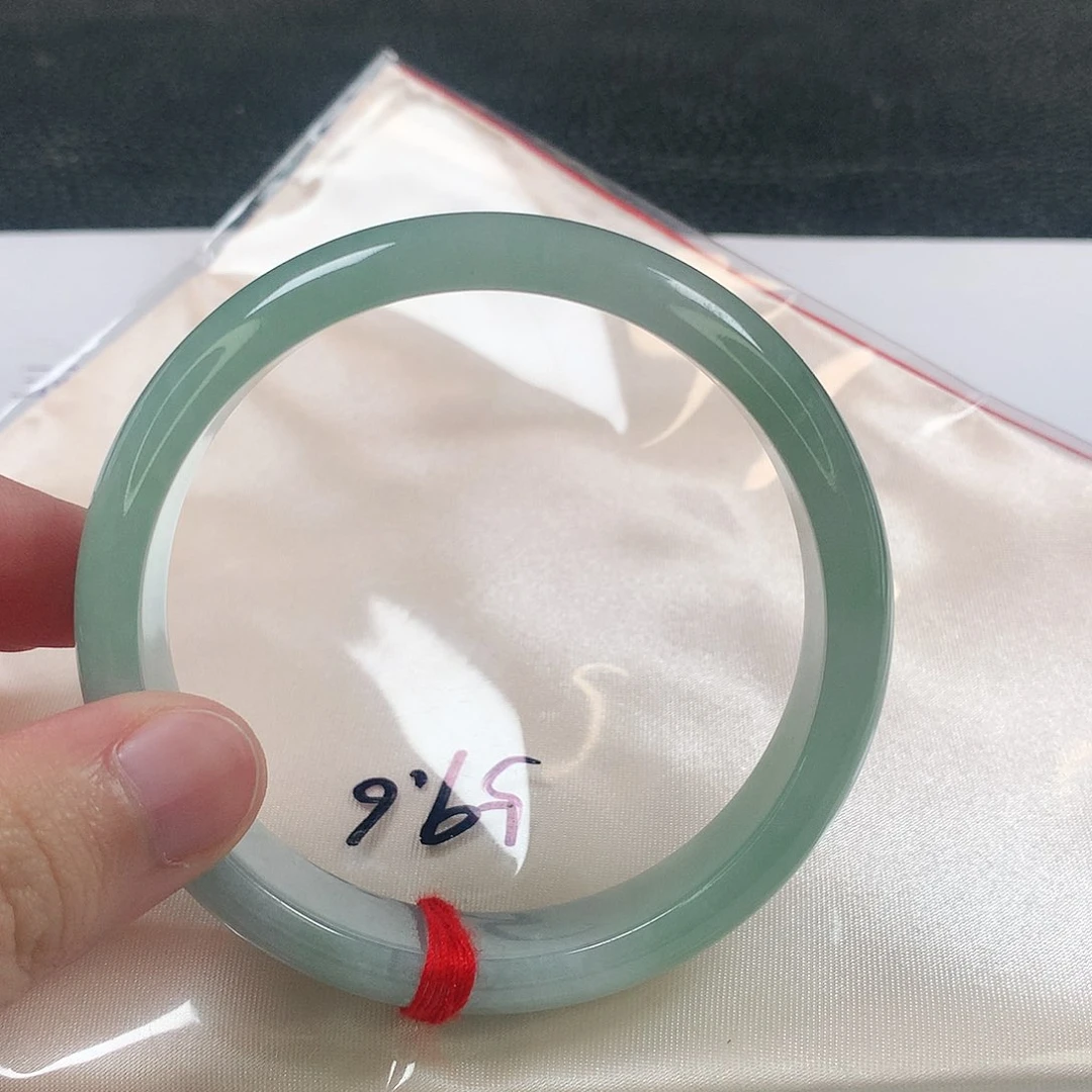 未镶嵌手镯翡翠355