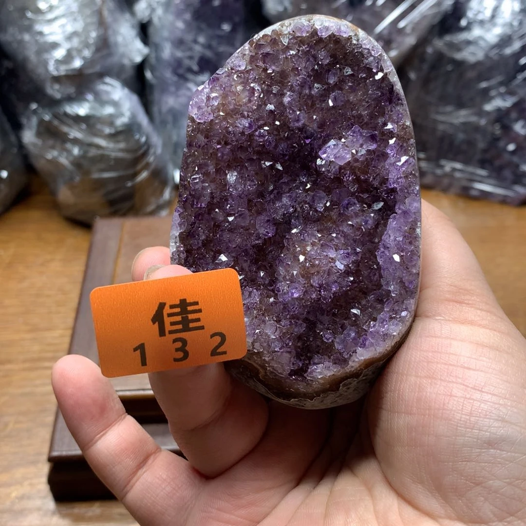 水晶大型摆件（非配饰）未镶嵌