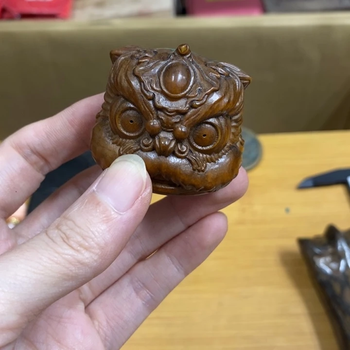 赤***）哈中古工艺品一件