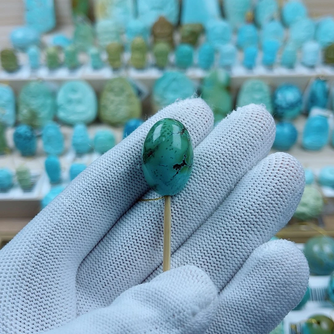 绿松石未镶嵌珠宝奇石