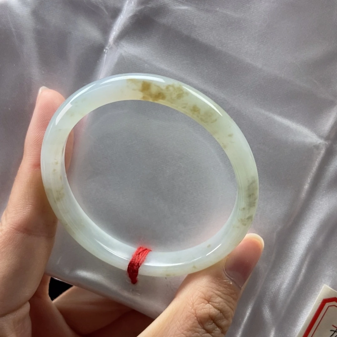 翡翠未镶嵌手镯54贵妃