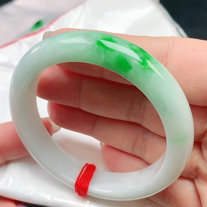 翡翠手镯未镶嵌正圈2501