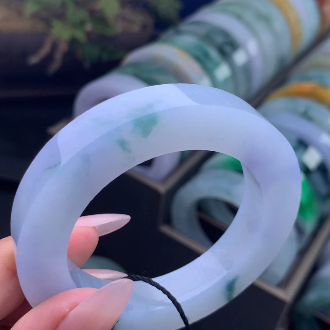 定制翡翠未镶嵌手镯不退不换