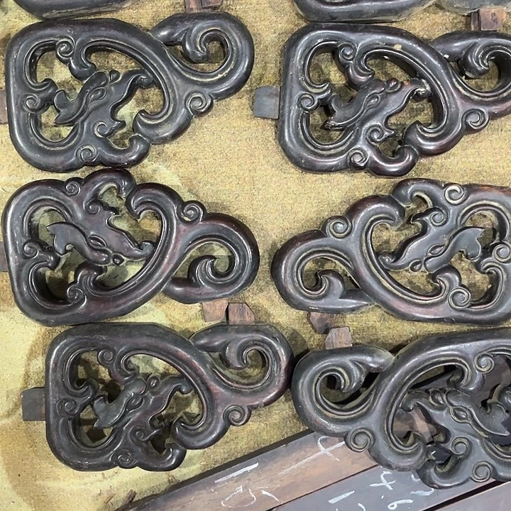 用***品树脂制品密密麻麻木木8个