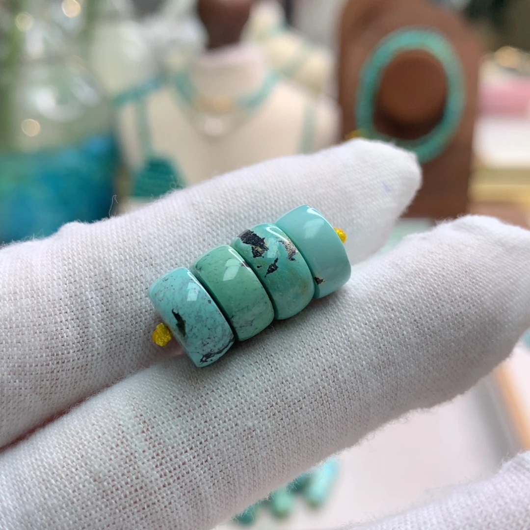 绿松石未镶嵌饰品