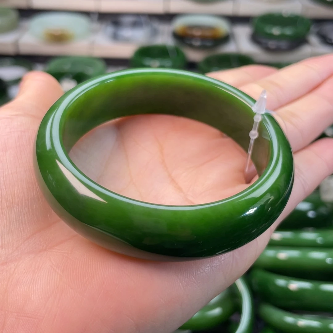 和田玉（碧玉）手镯未镶嵌