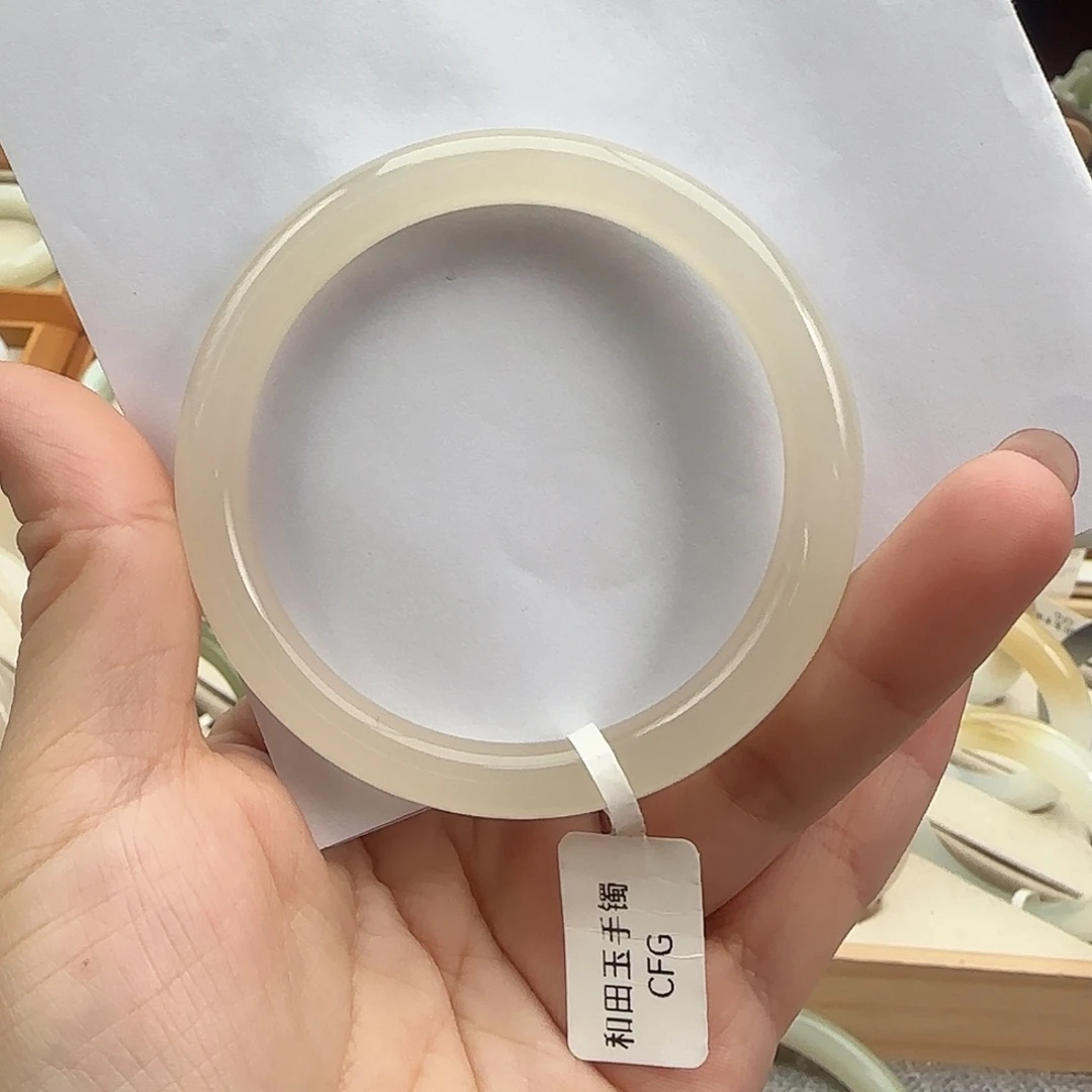 和田玉未镶嵌手镯冰藕粉57