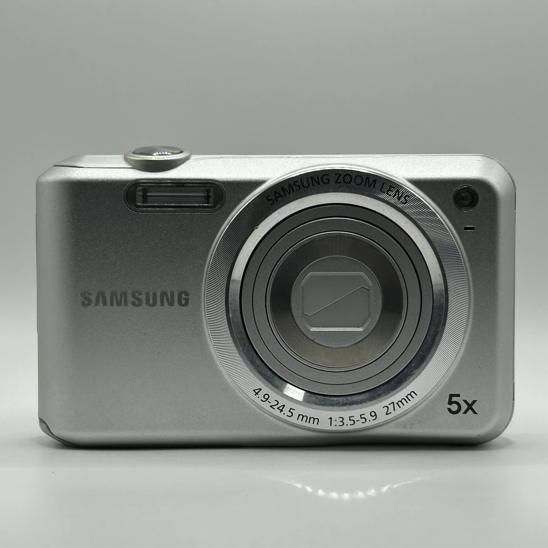 95新 Samsung/三星 es70银色 1200万像素 5倍变焦 冷白皮