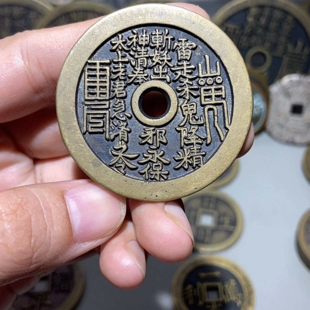 爱***毛铜翻砂铸造现代工艺品