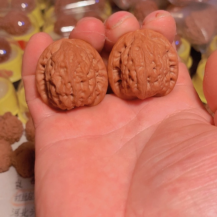 小***没文玩核桃吊坠雨点36