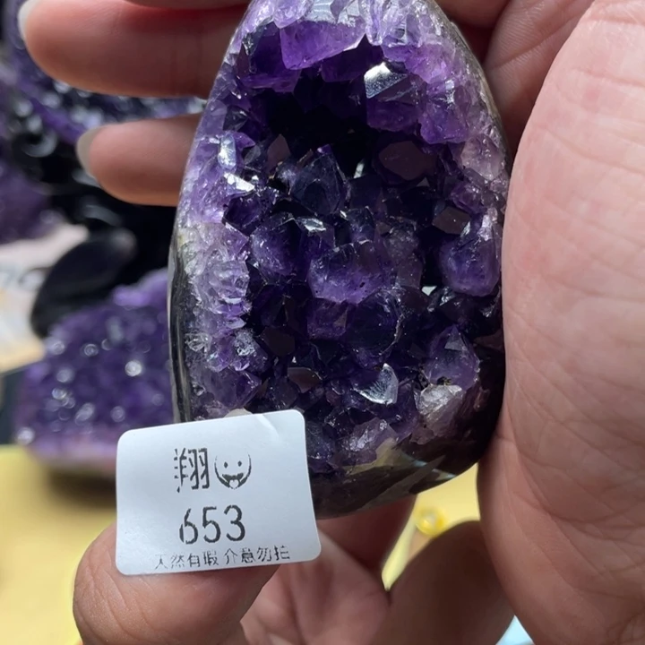 未镶嵌水晶大型摆件（非配饰）