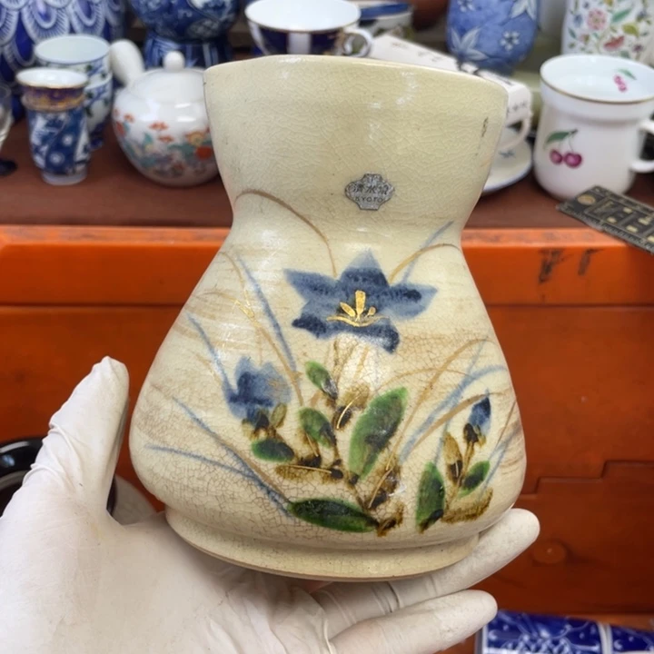 他家瓷器真美…开播了