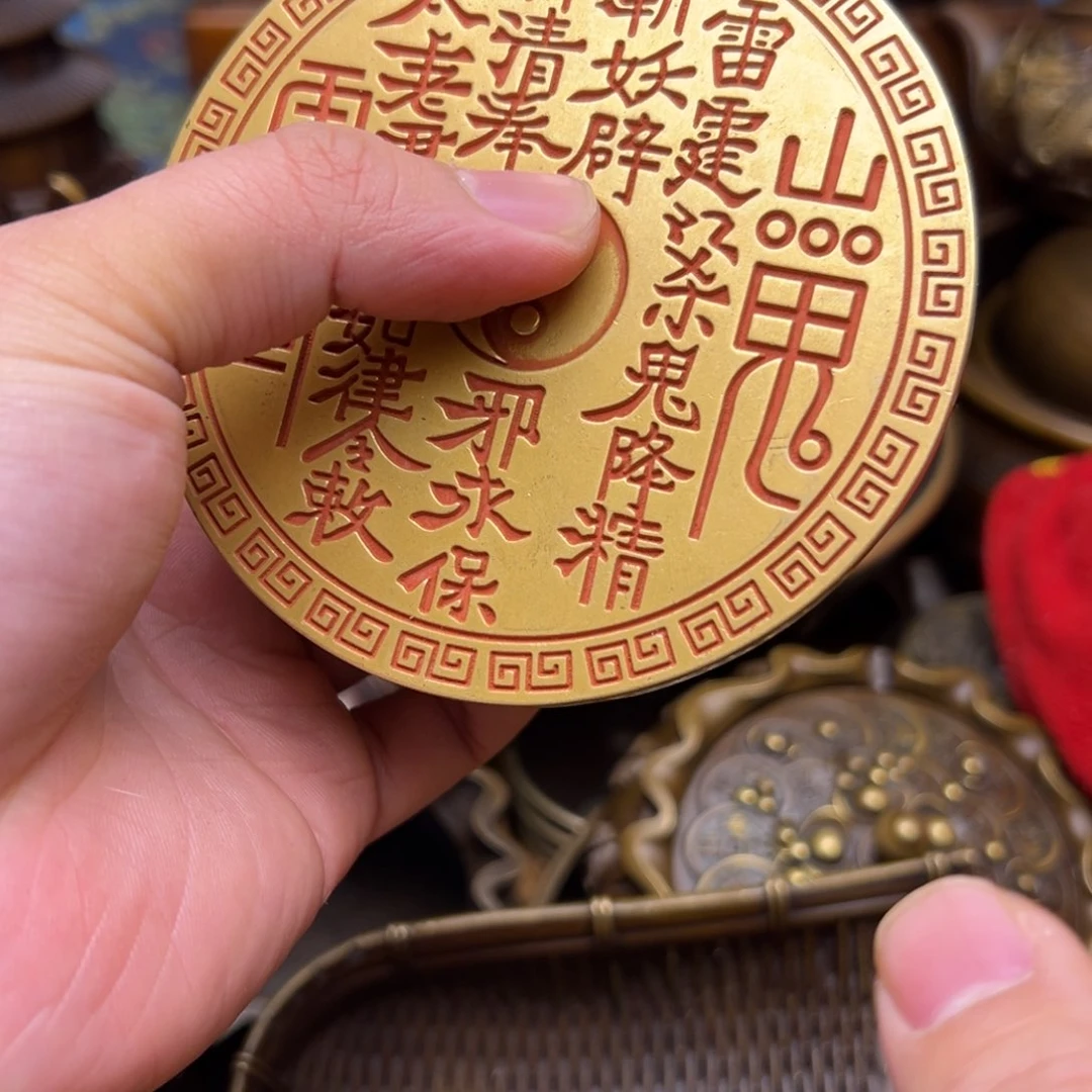 精美铜器点击下单
