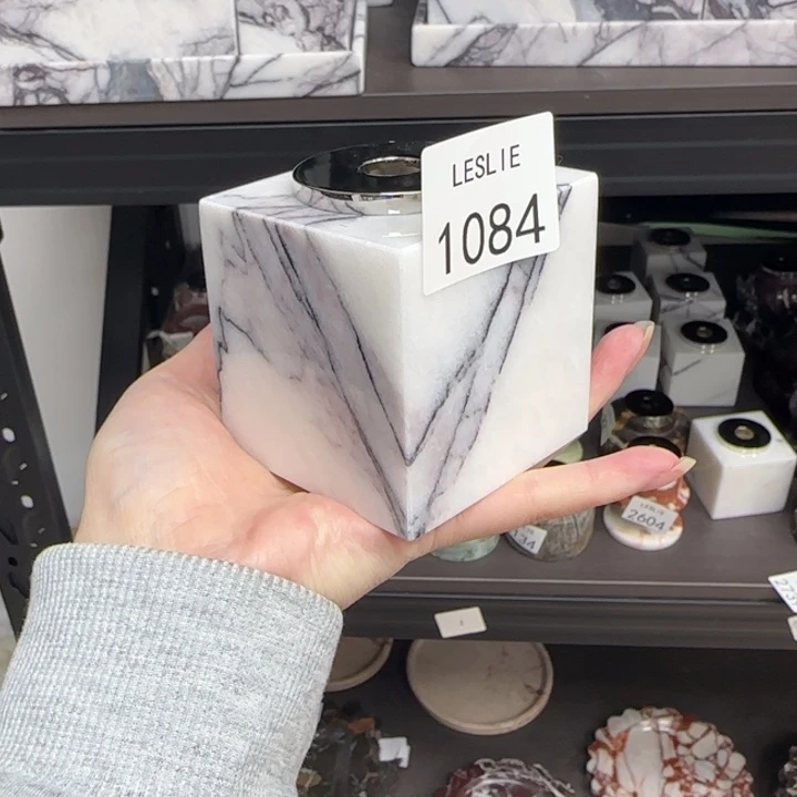 J1084！。。。。。。。。。。