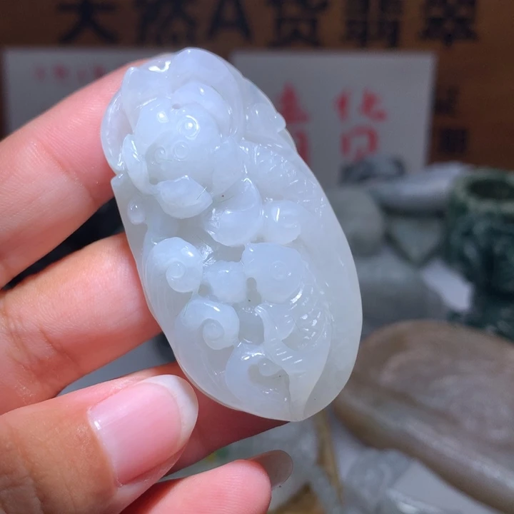翡翠未镶嵌颈饰保真天然A货翡翠