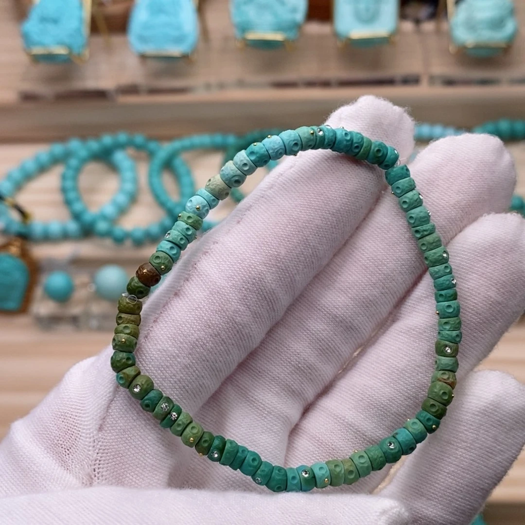 未镶嵌绿松石珠宝奇石