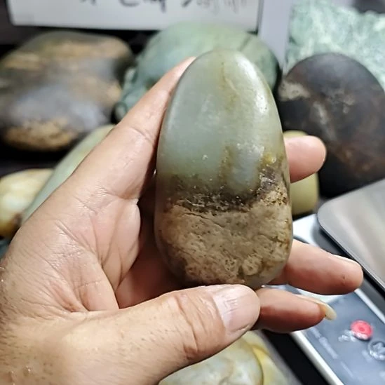 未镶嵌和田玉（糖玉）挂件